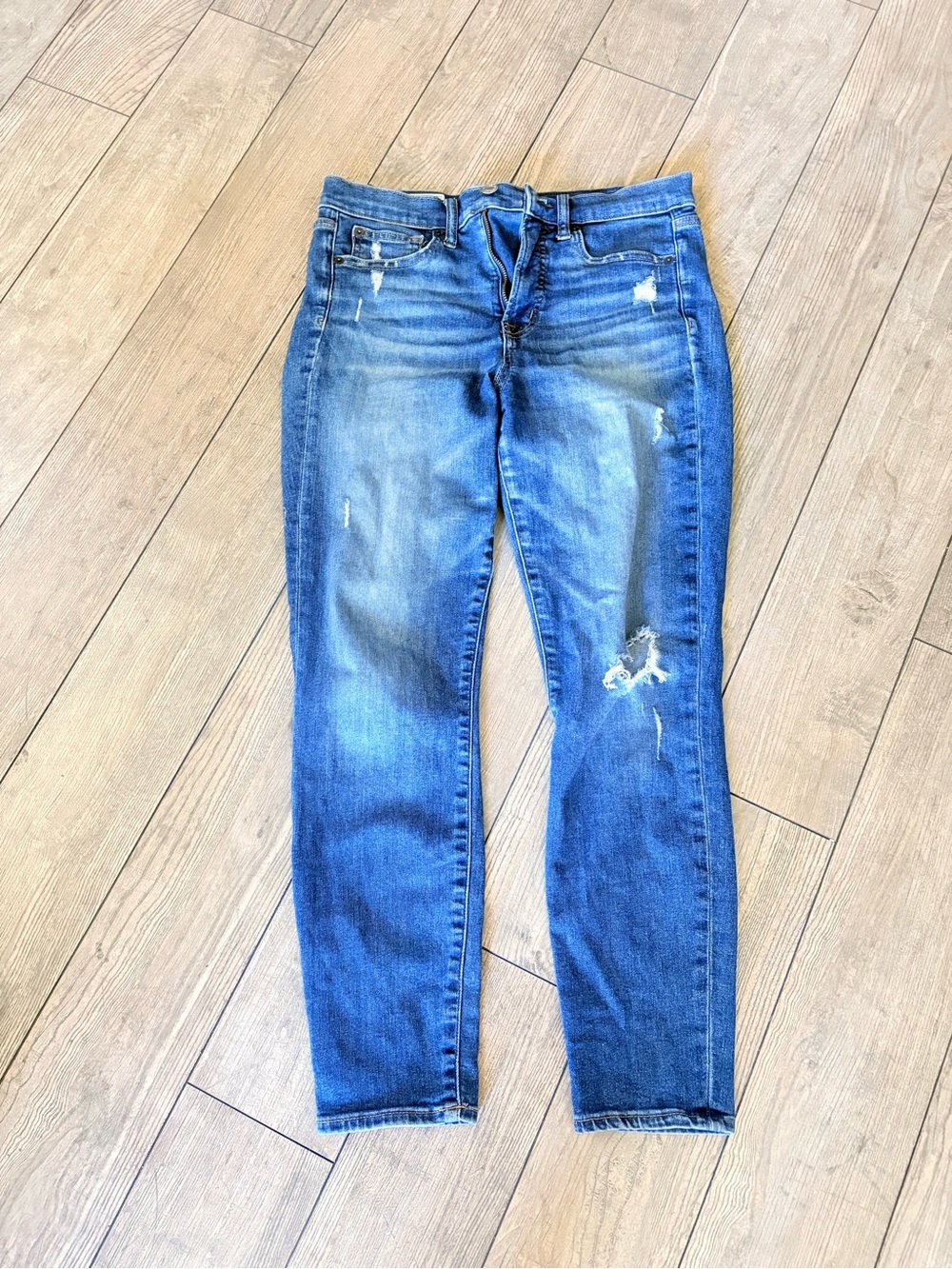 GAP Women's Slim Distressed Blue Jeans